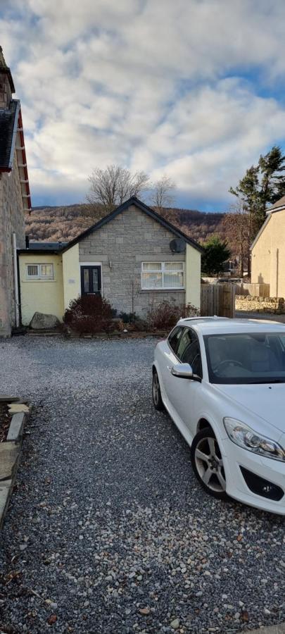 The Shelter Stone Cottage Aviemore Extérieur photo